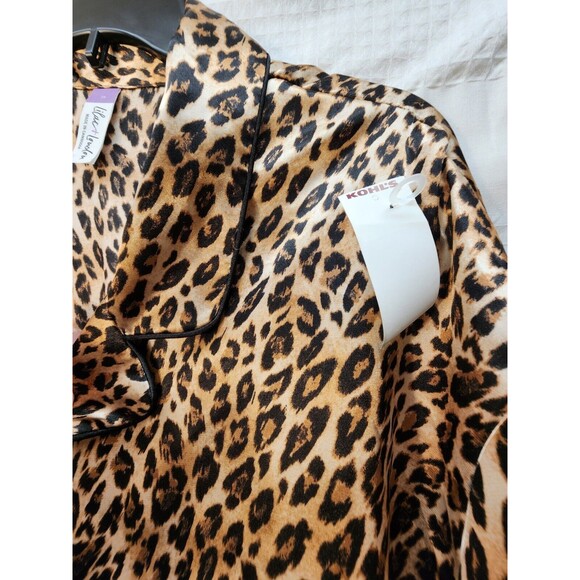 Lilac & London Pajama Top Womens Sz 2x Cheetah Print Button Down Soft Silk Like - Picture 4 of 7